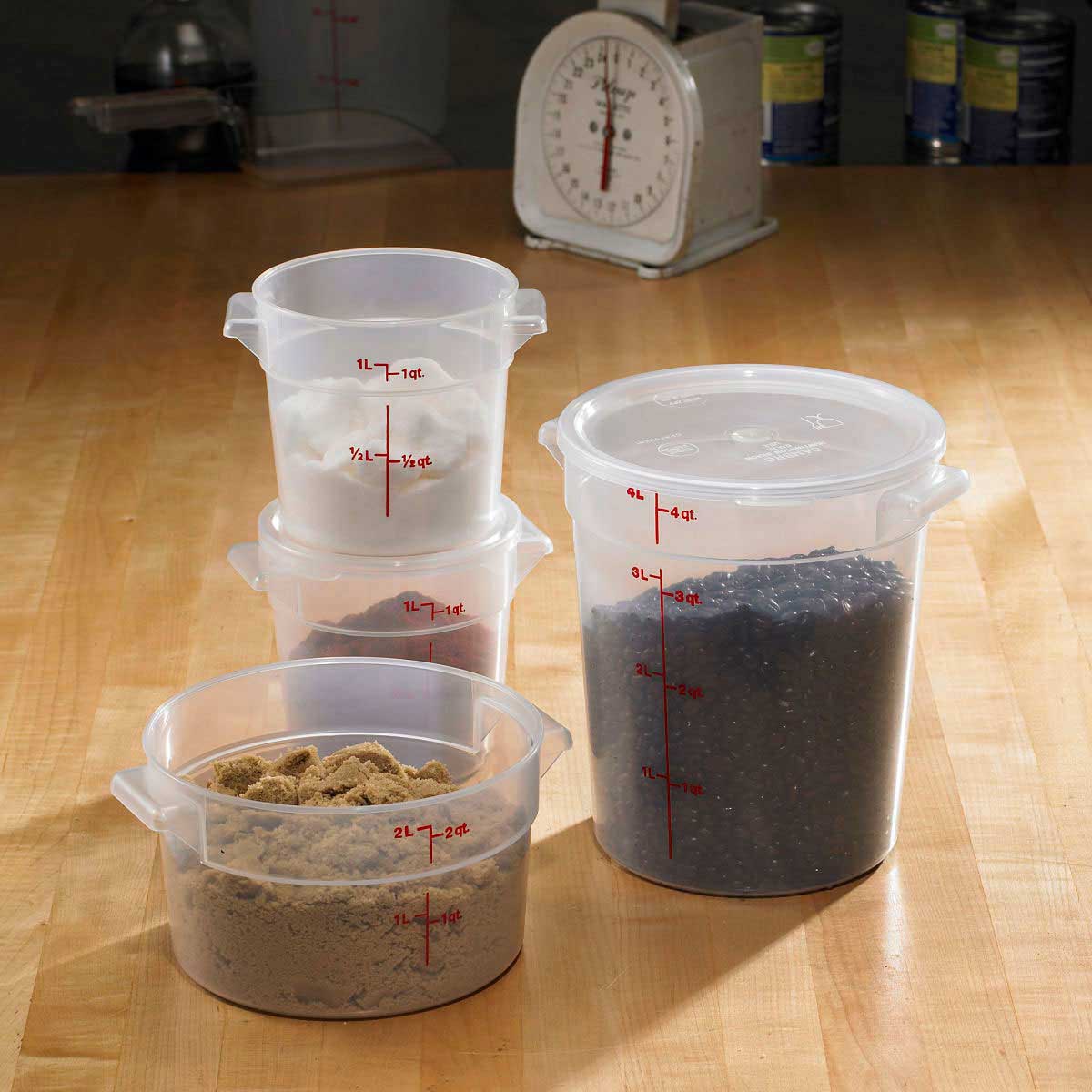 Cambro RFS4PP190 Round Storage Container, Translucent, 4 qt. - Image 3