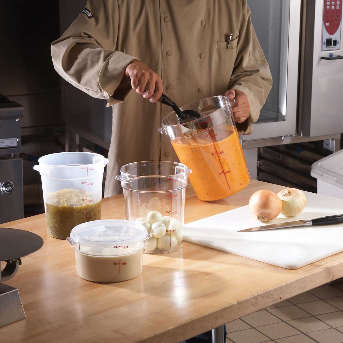 Cambro RFSCW2135 Camwear Round Storage Container, Clear, 2 qt. - Image 3